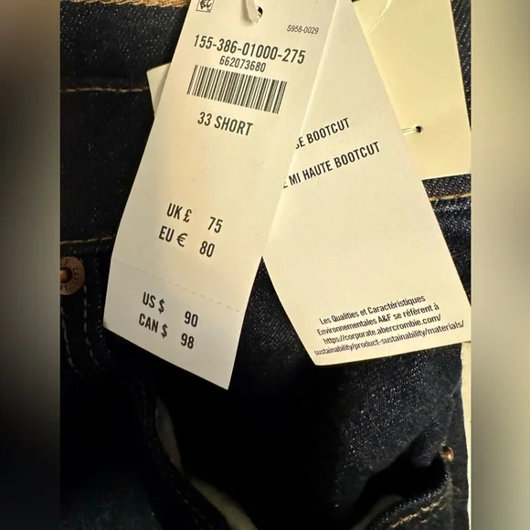 Abercrombie & Fitch Mid Rise Bootcut Jeans Dark Rinse Size 16 - 33 Short A&F - Picture 2 of 6